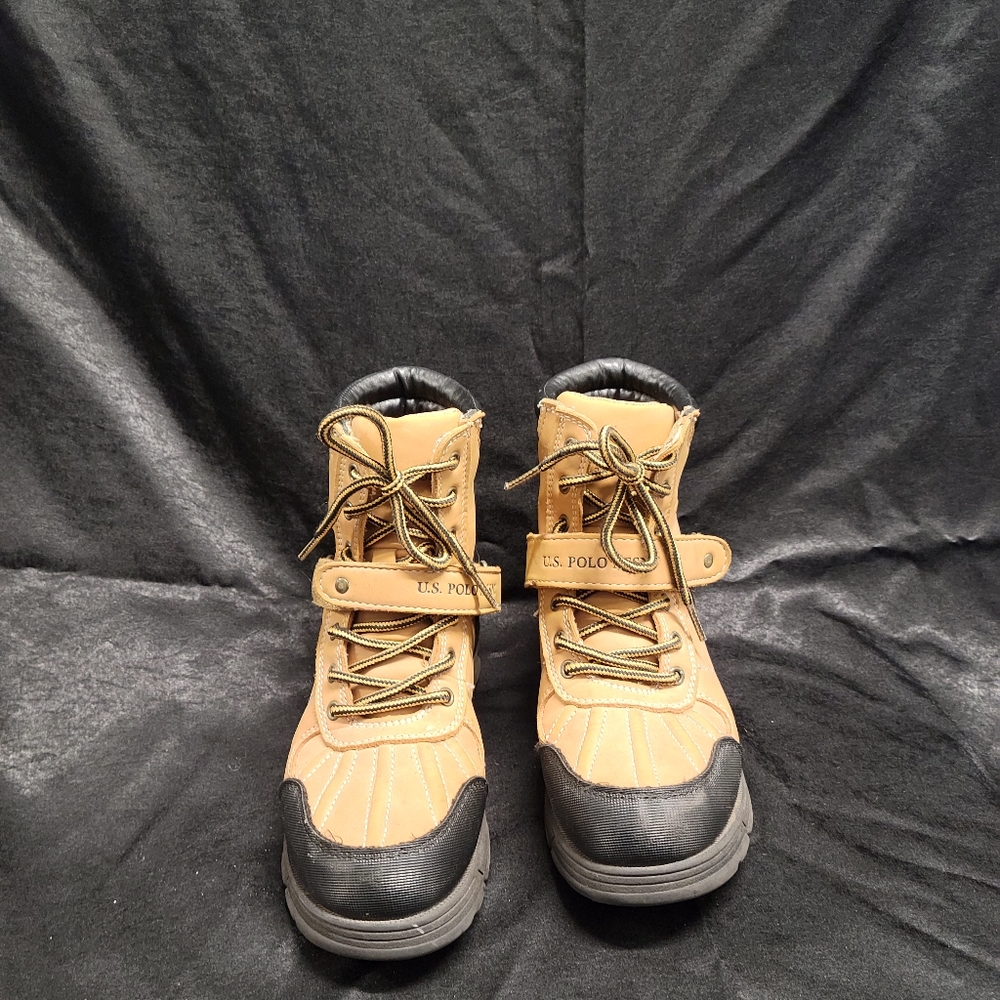 Boy's Polo Assn boots Sz 3M